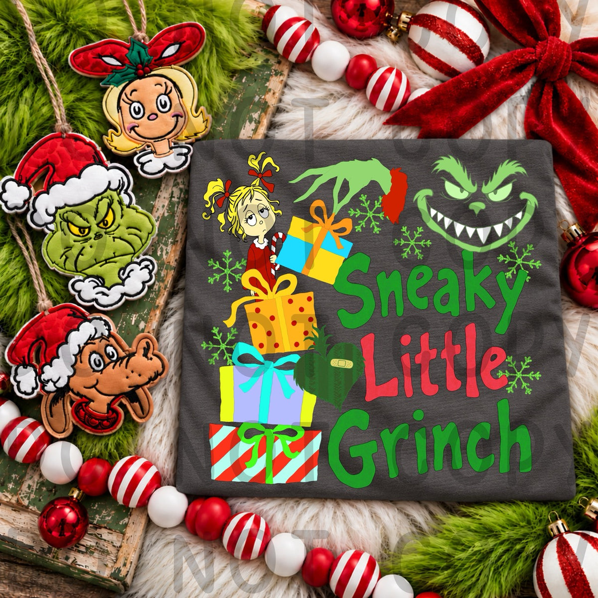Sneaky Little Grouch PNG Design Download